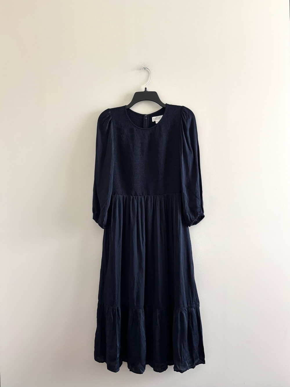 Velvet by Graham & Spencer Dress Navy Blue Smocked Satin Midi S Cottage Peasant